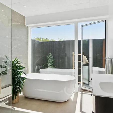 בית נופש 3 Bedroom Cozy In