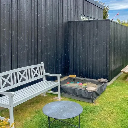 3 Bedroom Cozy In Børkop
